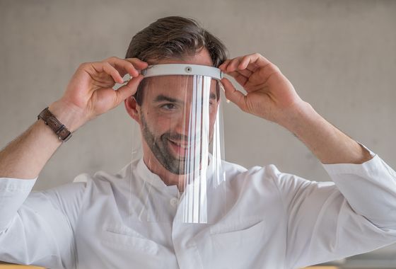 Der Gesichtsschutz ist ein erster Prototyp...