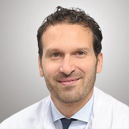 Dr. med. Lazaros Vlachopoulos, Leitender Arzt Kniechirurgie Lazaros Vlachopoulos
